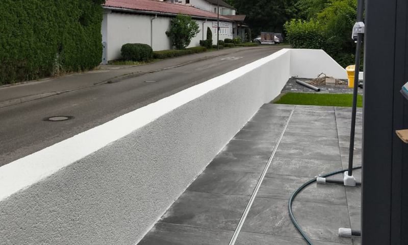 Vorher - Moderner WPC Sichtschutz
